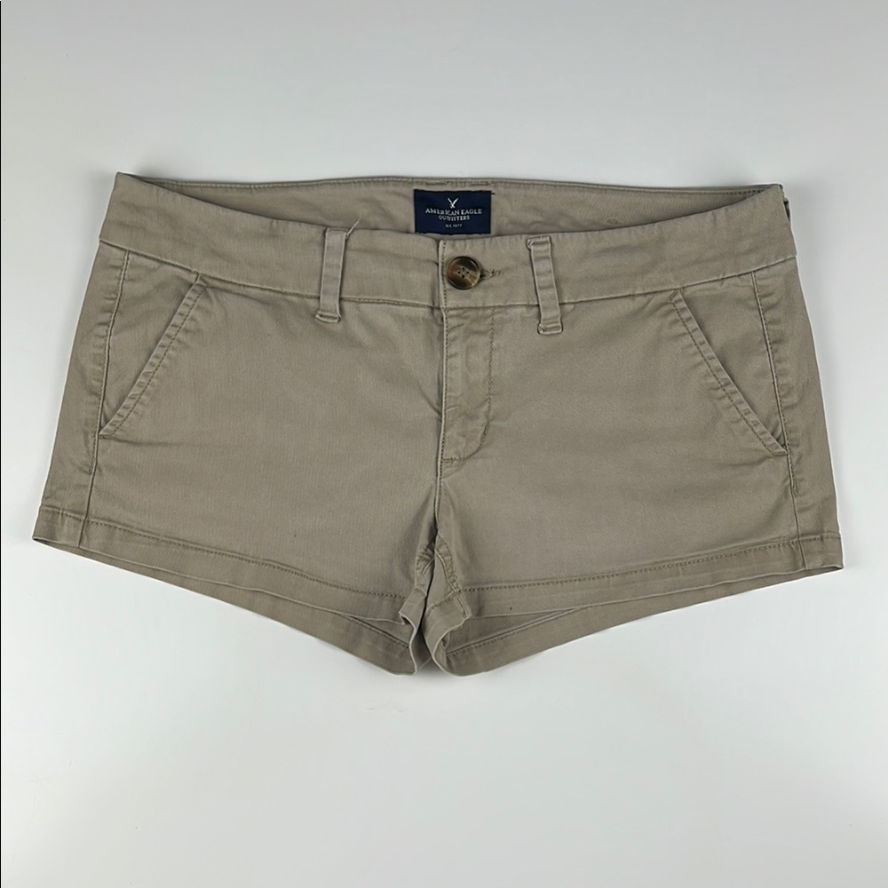 American Eagle Outfitters Tan Low Waist Women Shorts
